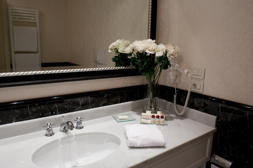Hotel Maxim Anzola dell'Emilia Zewnętrze zdjęcie
