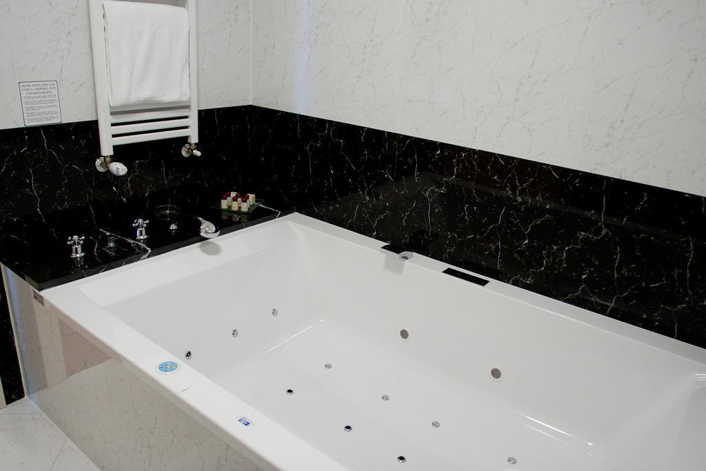 Hotel Maxim Anzola dell'Emilia Pokój zdjęcie