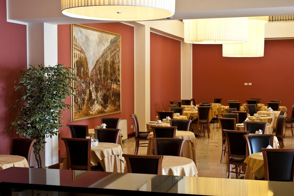 Hotel Maxim Anzola dell'Emilia Zewnętrze zdjęcie